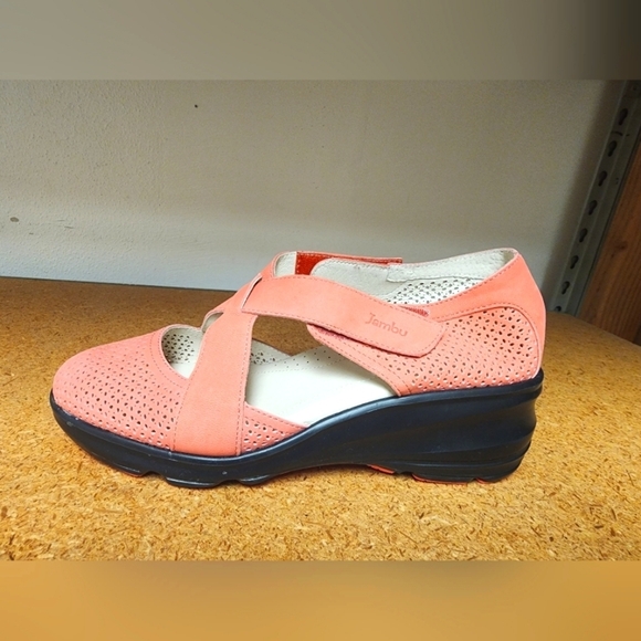 JAMBU CORAL SUEDE WEDGE - Picture 1 of 3